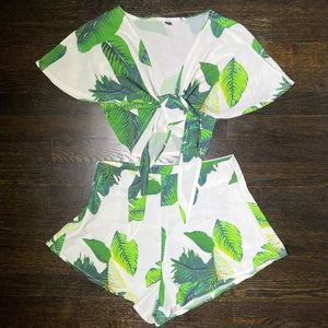 Zaful Palm Leaf Tie Top and High Rise Shorts Set Small